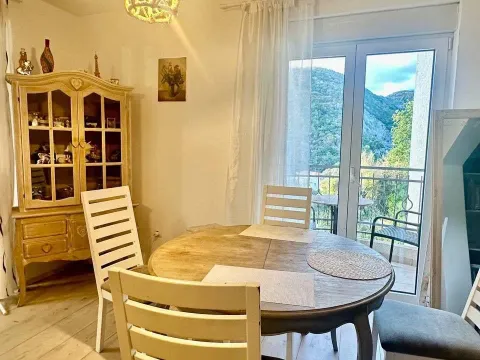 Sale, one bedroom apartment, 63m², Bečići, Budva - image 5