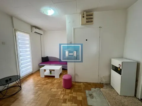 Prodaja, jednosoban stan, 1m², Ćuprija, Srbija - image 7