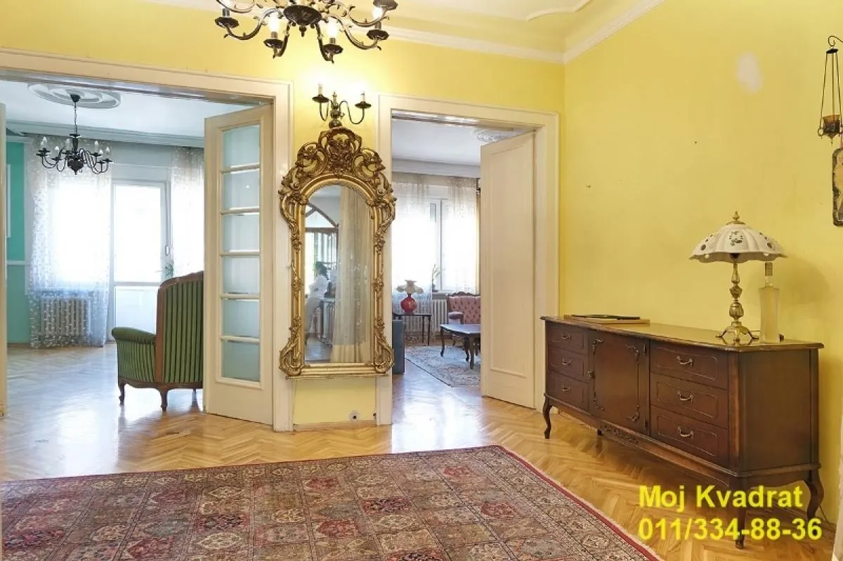 Prodaja, trosoban stan, 105m², Stari Grad, Beograd