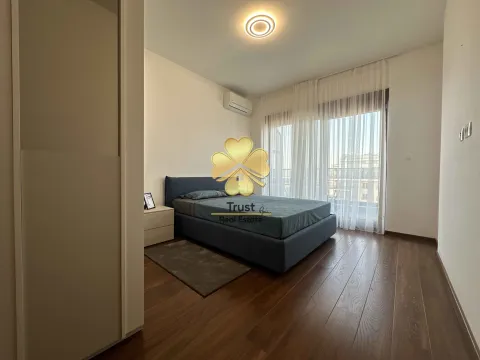 Izdavanje, četvorosoban stan, 110m², Master Kvart, Podgorica - image 12