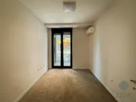 Izdavanje, poslovni prostor, 78m², Kod Capital Plaze, Podgorica - image 8