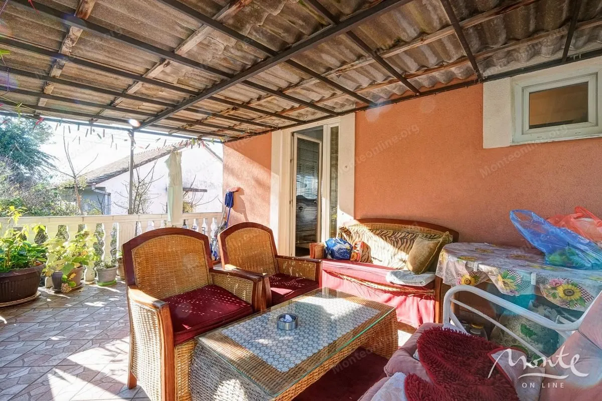 Prodaja, kuća, 219m², Dobrota, Kotor