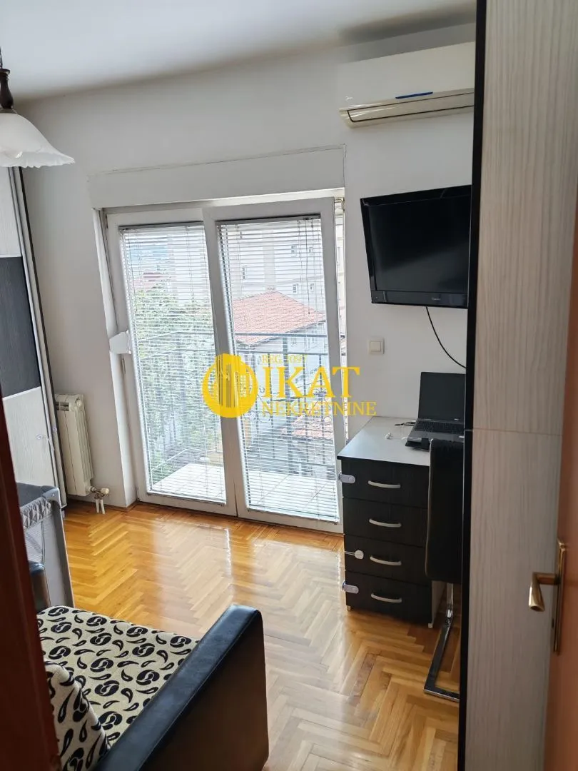 Prodaja, jednosoban stan, 27m², Cvetkova Pijaca, Zvezdara Sve Podlokacije