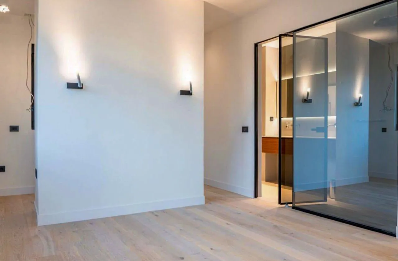 Prodaja, trosoban stan, 124m², Centar, Budva