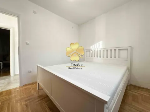 Izdavanje, dvosoban stan, 70m², Velje Brdo, Podgorica - image 9