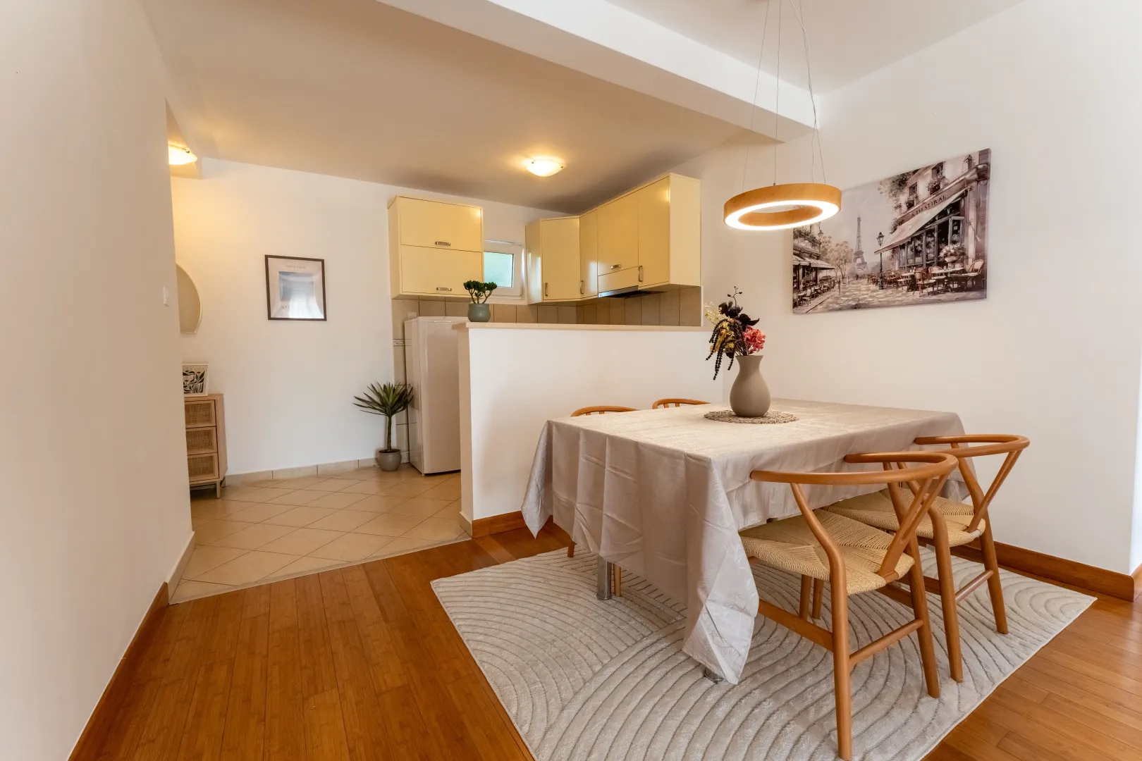 Prodaja, dvosoban stan, 68m², Pržno, Budva