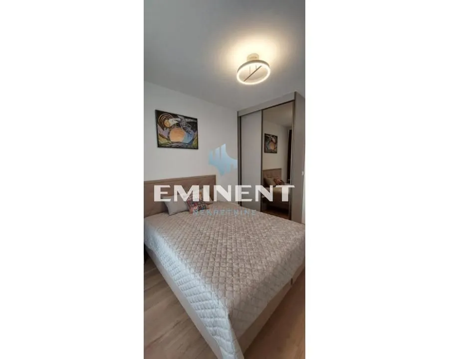 Rent, two bedroom apartment, 50m², Novi Beograd Blok 65, Novi Beograd Sve Podlokacije