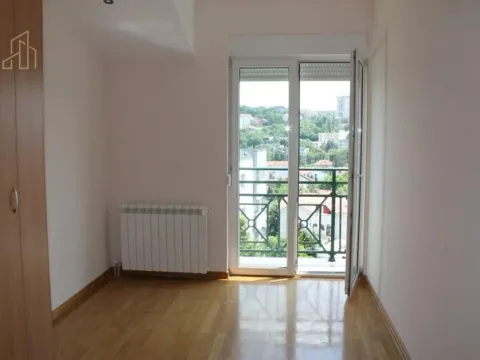Sale, house, 200m², Savski Venac, Beograd - image 11