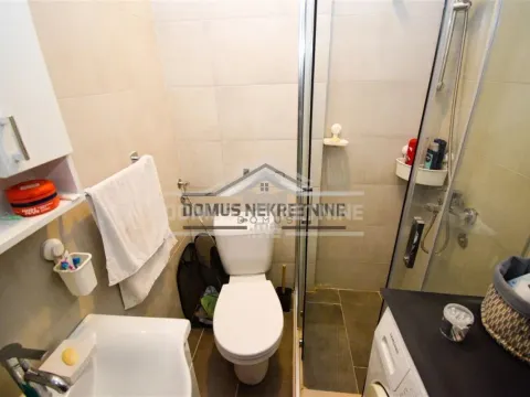Izdavanje, jednosoban stan, 42m², City Kvart, Podgorica - image 7