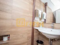 Izdavanje, poslovni prostor, 80m², Centar, Podgorica - image 8