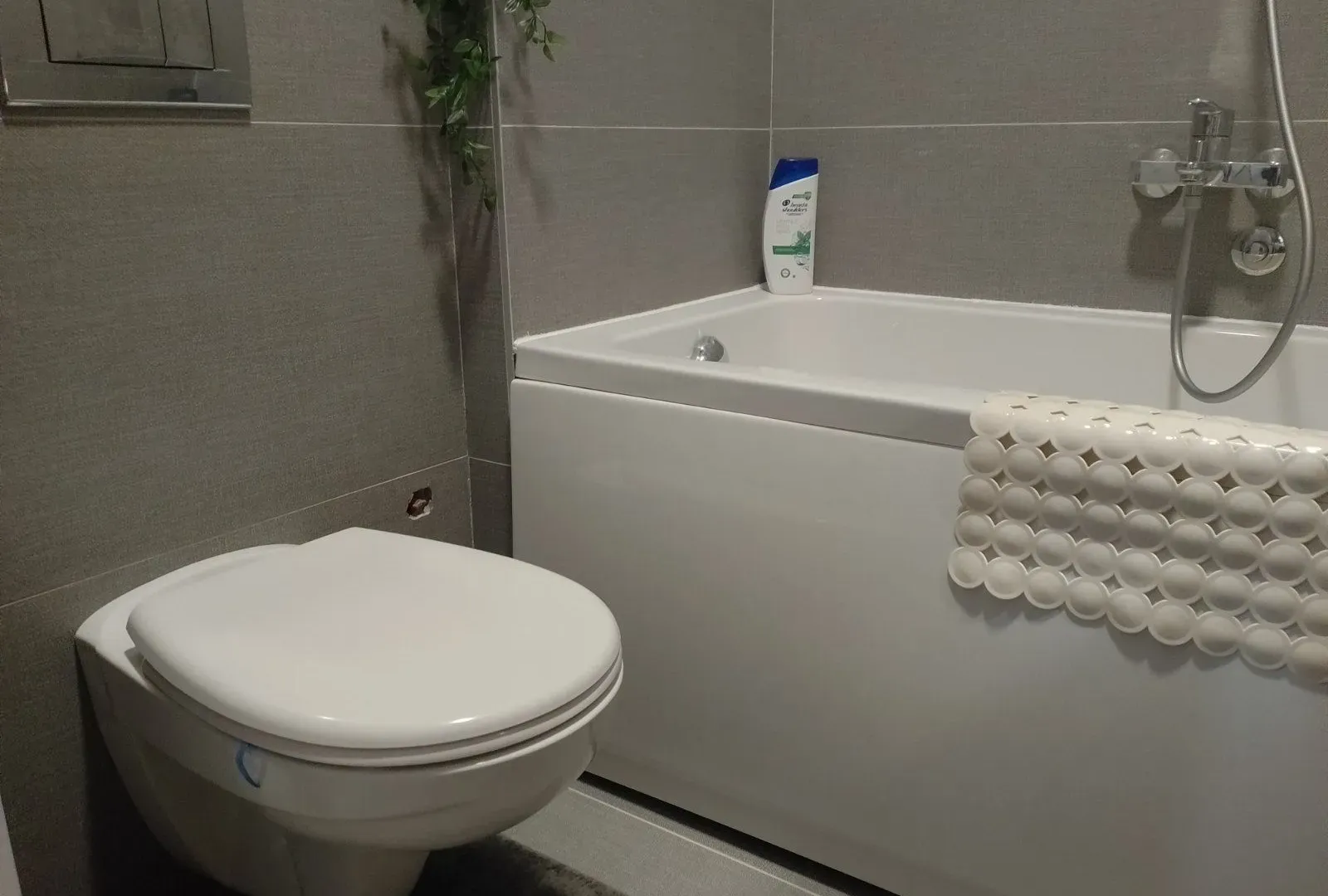 Sale, three bedroom apartment, 66m², Zvezdara Sve Podlokacije, Beograd
