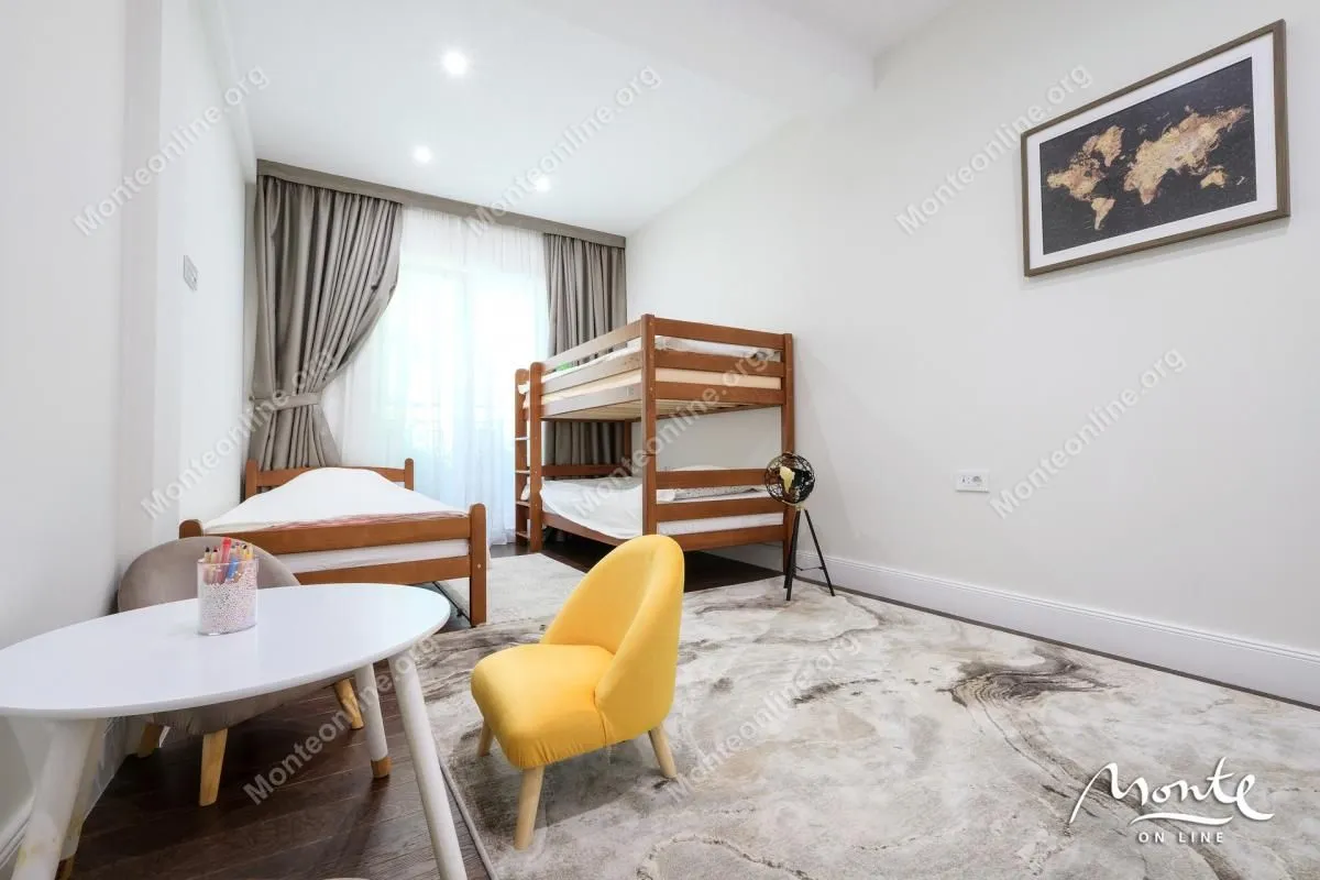 Prodaja, trosoban stan, 166m², Đenovići, Herceg Novi