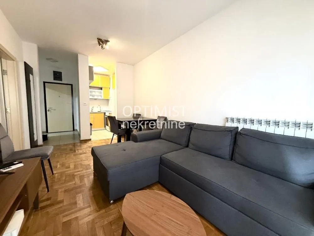 Izdavanje, dvosoban stan, 42m², Cvijićeva, Palilula Sve Podlokacije
