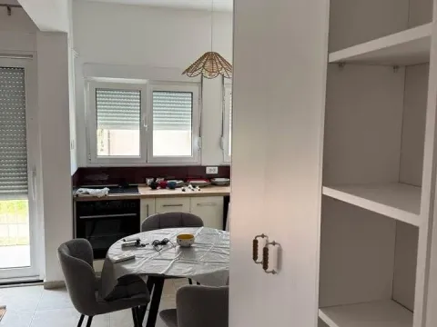 Izdavanje, jednosoban stan, 60m², Seljanovo, Tivat - image 8