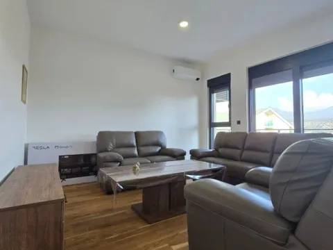 Izdavanje, dvosoban stan, 80m², Gorica C, Podgorica - image 7