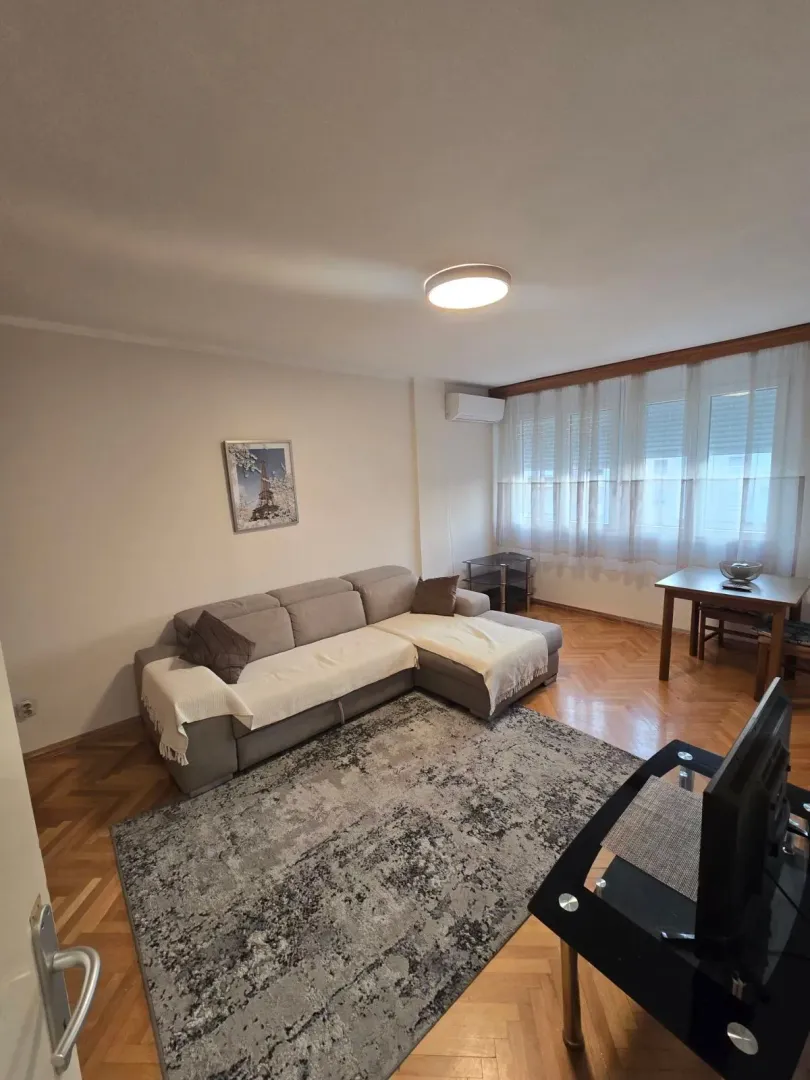 Rent, studio apartment, 31m², Preko Morače, Podgorica