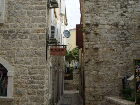 Sale, house, 268m², Stari Grad, Budva - image 2