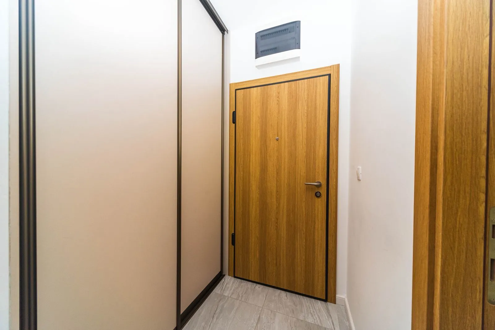 Rent, apartment, 44m², Central Point, Podgorica