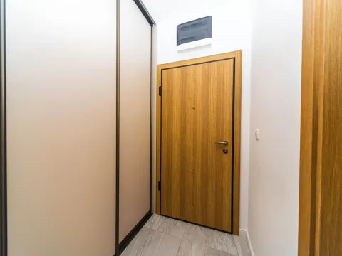 Izdavanje, jednosoban stan, 44m², Central Point, Podgorica - image 11