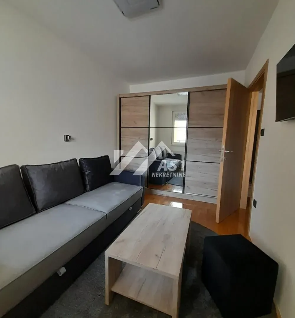 Rent, two bedroom apartment, 42m², Salajka, Novi Sad Sve Podlokacije