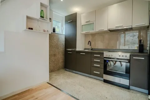 Prodaja, dvosoban stan, 44m², Muo, Kotor - image 9