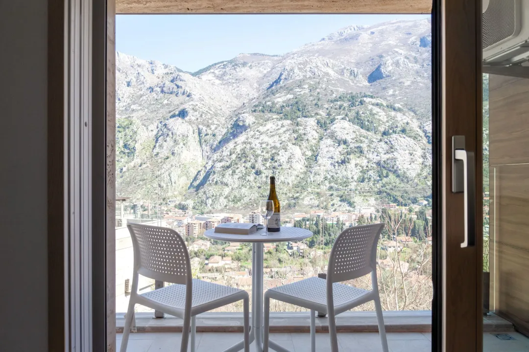 Sale, three bedroom apartment, 73m², Kotor, Crna Gora