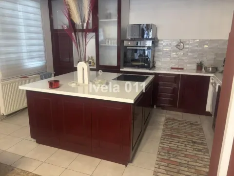Izdavanje, kuća, 300m², Jajinci, Voždovac Sve Podlokacije - image 7