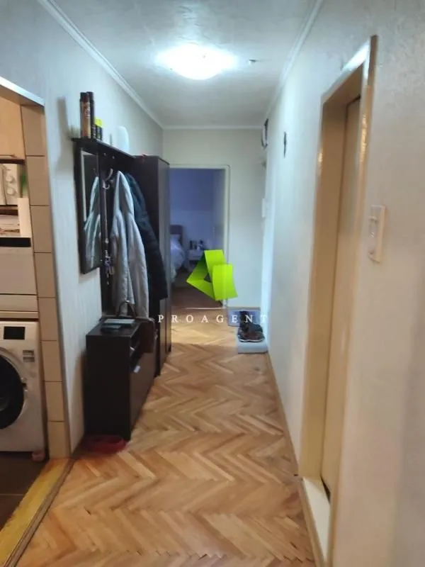 Prodaja, trosoban stan, 66m², Medijana, Niš