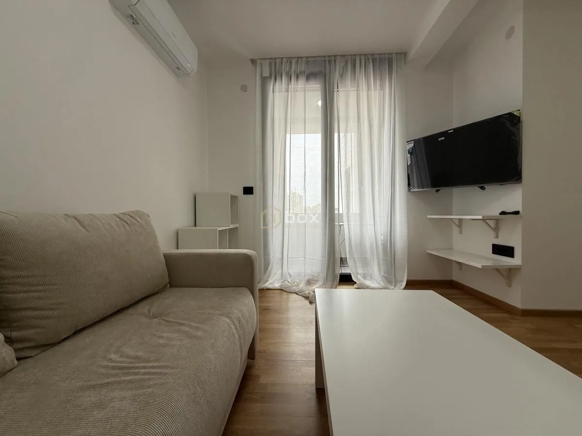 Rent, one bedroom apartment, 38m², Medijana, Niš