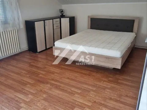 Rent, three bedroom apartment, 90m², Blok 8, Petrovaradin - image 7