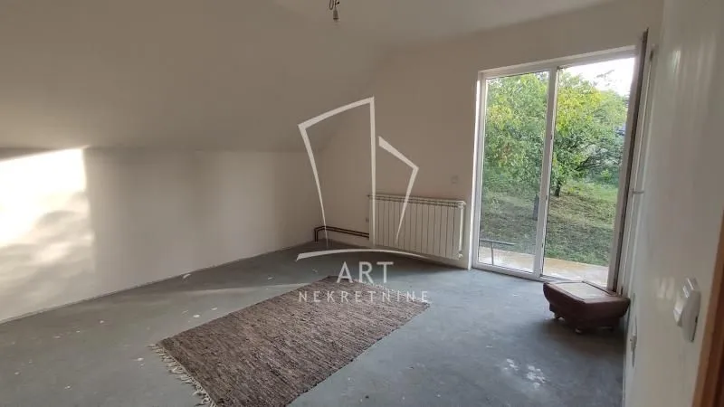 Sale, house, 240m², Voždovac Sve Podlokacije, Beograd