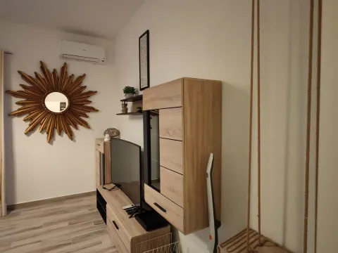 Prodaja, jednosoban stan, 35m², Bečići, Budva - image 4