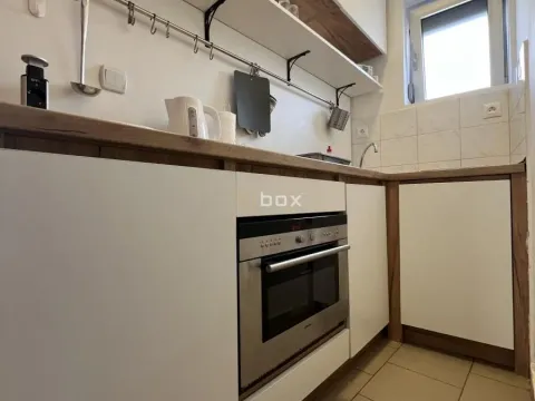 Prodaja, kuća, 174m², Centar, Niš - image 11