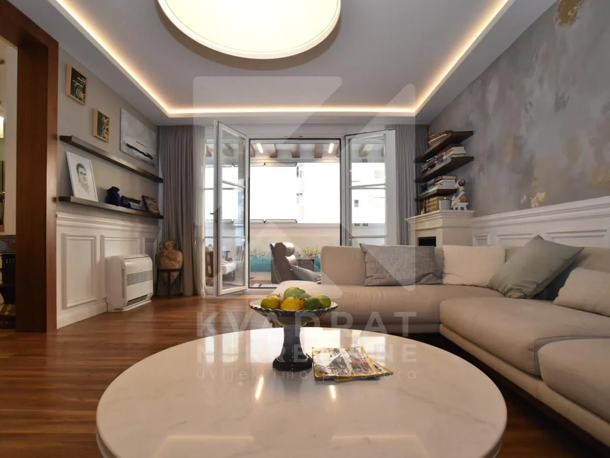 Prodaja, trosoban stan, 122m², Centar, Podgorica
