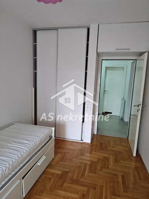 Rent, two bedroom apartment, 52m², Đeram Pijaca, Beograd