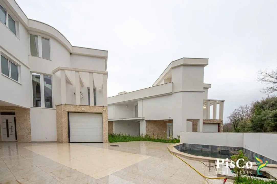 Sale, house, 300m², Krimovica, Kotor