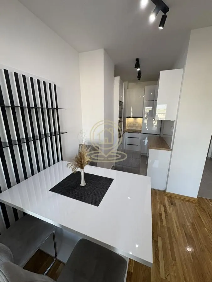 Rent, two bedroom apartment, 52m², Hala Pionir, Palilula Sve Podlokacije