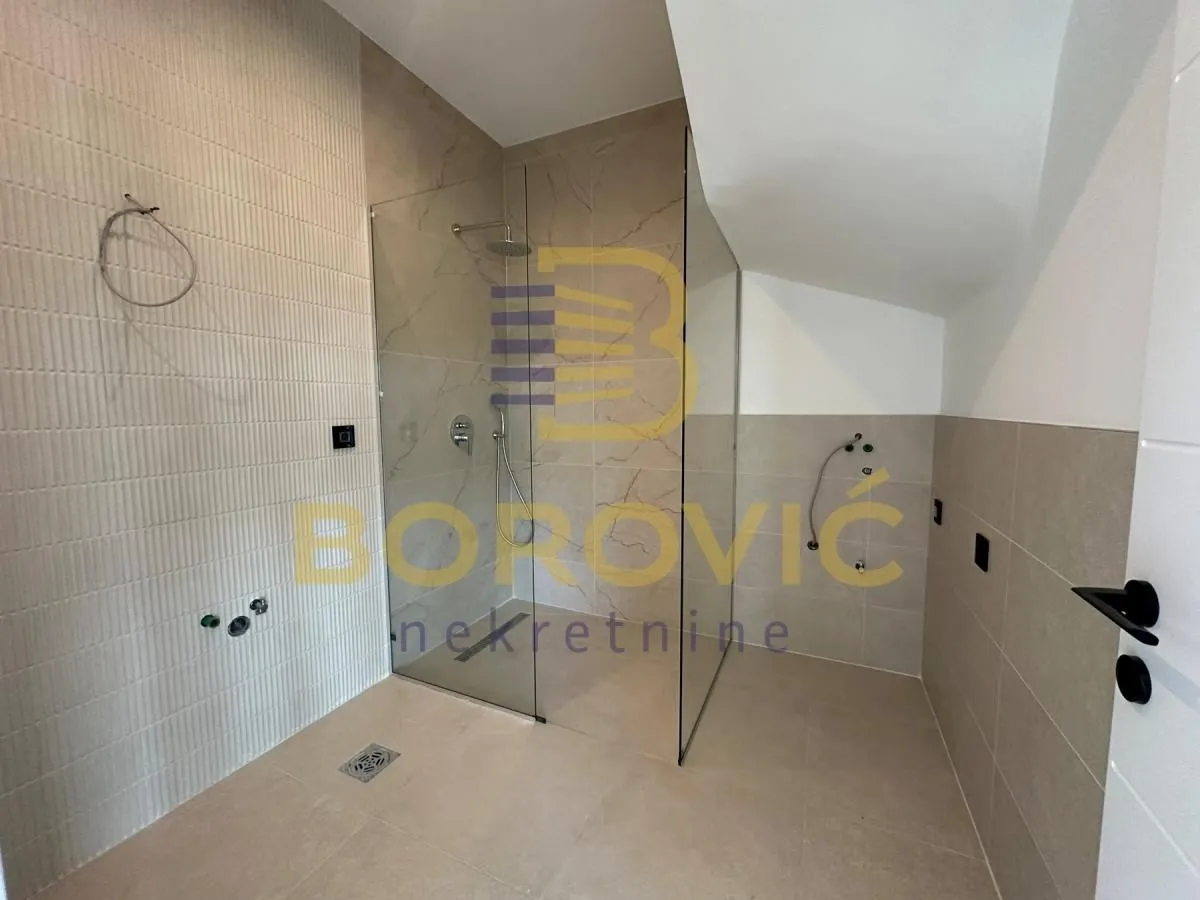 Sale, house, 105m², Stara Lipovica, Barajevo