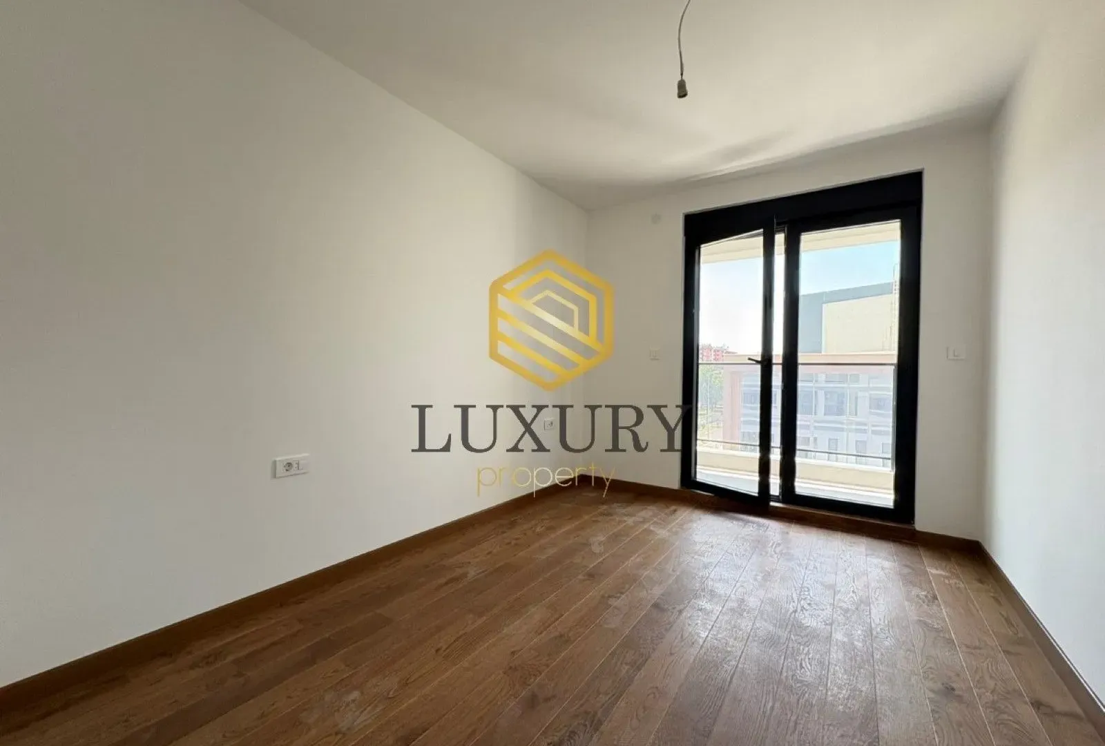 Prodaja, jednosoban stan, 49m², Tološka šuma, Podgorica