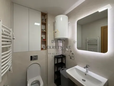 Rent, one bedroom apartment, 45m², City Kvart, Podgorica - image 12