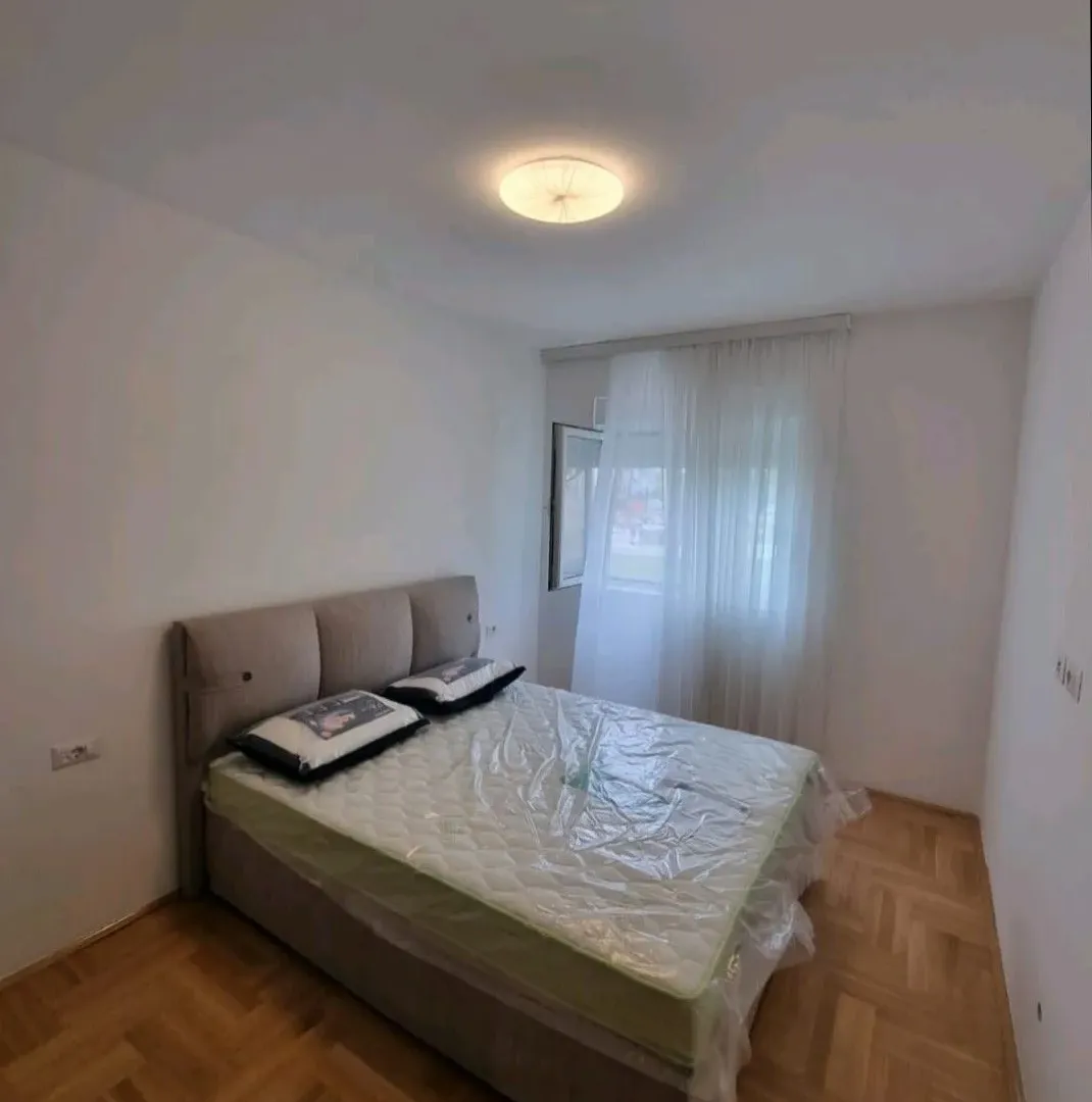 Rent, one bedroom apartment, 48m², Stari Aerodrom, Podgorica