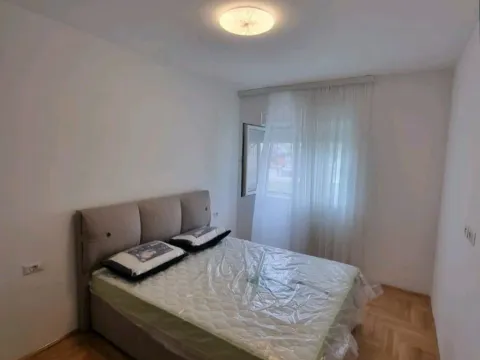 Rent, one bedroom apartment, 48m², Stari Aerodrom, Podgorica - image 9