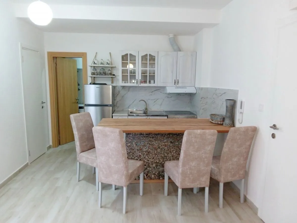 Prodaja, stan, 54m², Dobrota, Kotor