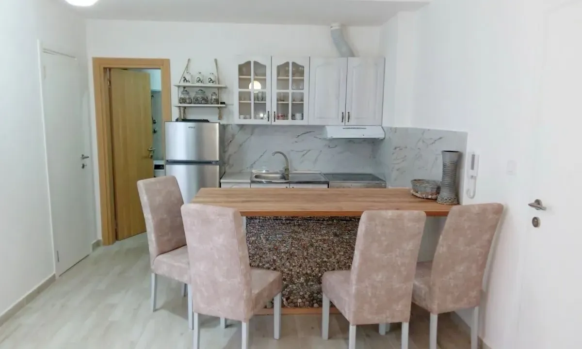 Prodaja, stan, 54m², Dobrota, Kotor