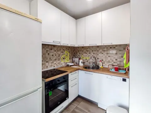 Izdavanje, dvosoban stan, 74m², Pobrežje, Podgorica - image 8