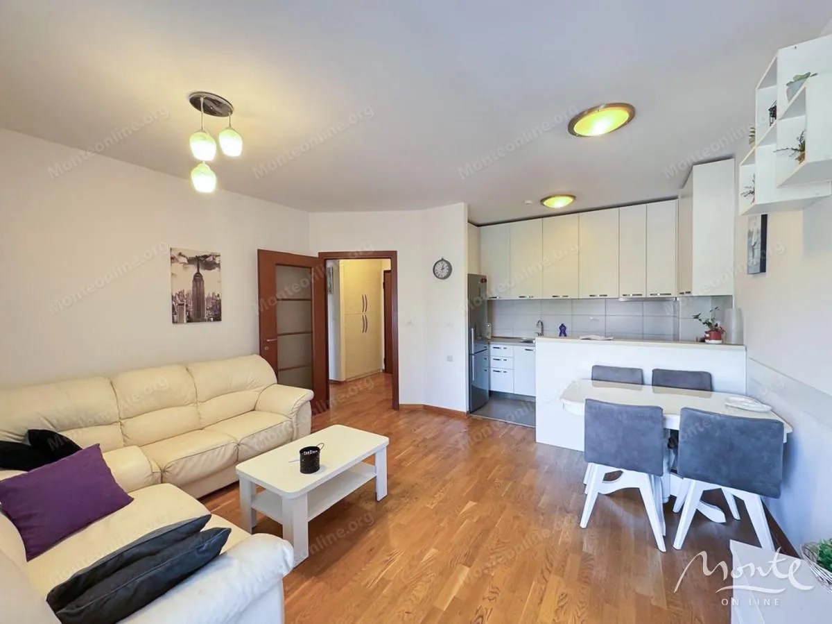 Prodaja, dvosoban stan, 68m², City Kvart, Podgorica
