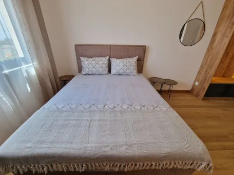 Izdavanje, jednosoban stan, 32m², Bečići, Budva - image 11