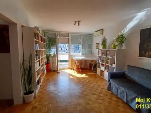 Sale, two bedroom apartment, 62m², Zemun Kalvarija, Zemun Sve Podlokacije - image 2