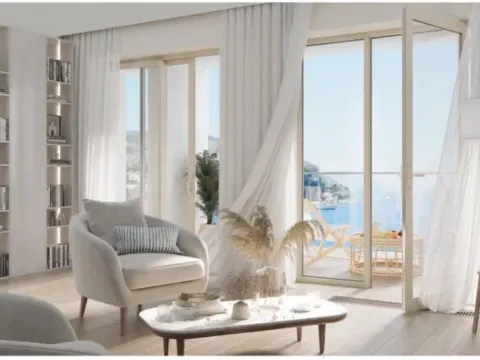 Sale, one bedroom apartment, 53m², Bečići, Budva - image 3