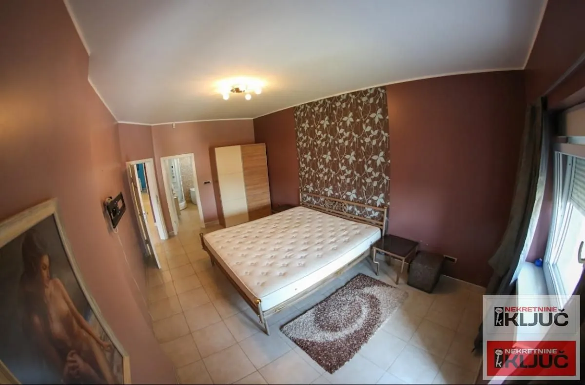 Rent, house, 1000m², Kać, Novi Sad Sve Podlokacije